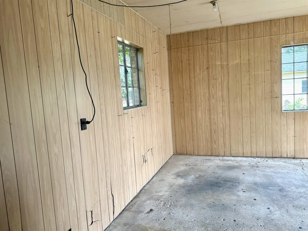 717 E Saginaw Street Breckenridge Village, MI 48615