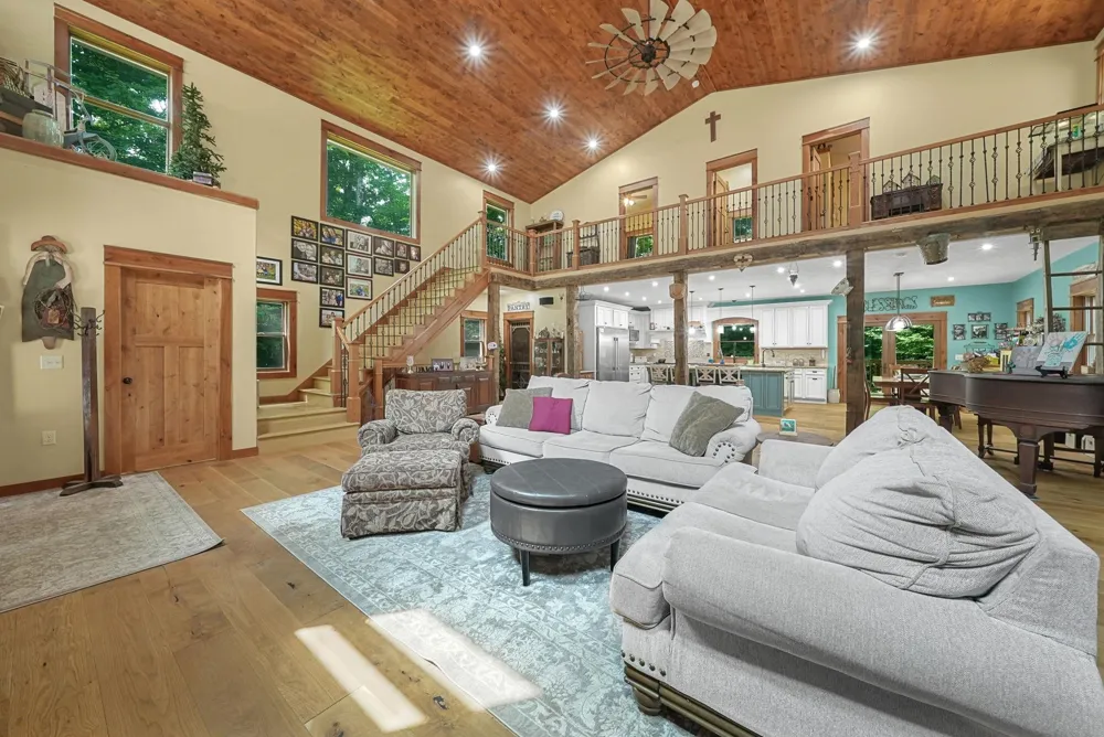 1335 Lamerson Lane Inland Township, MI 49643