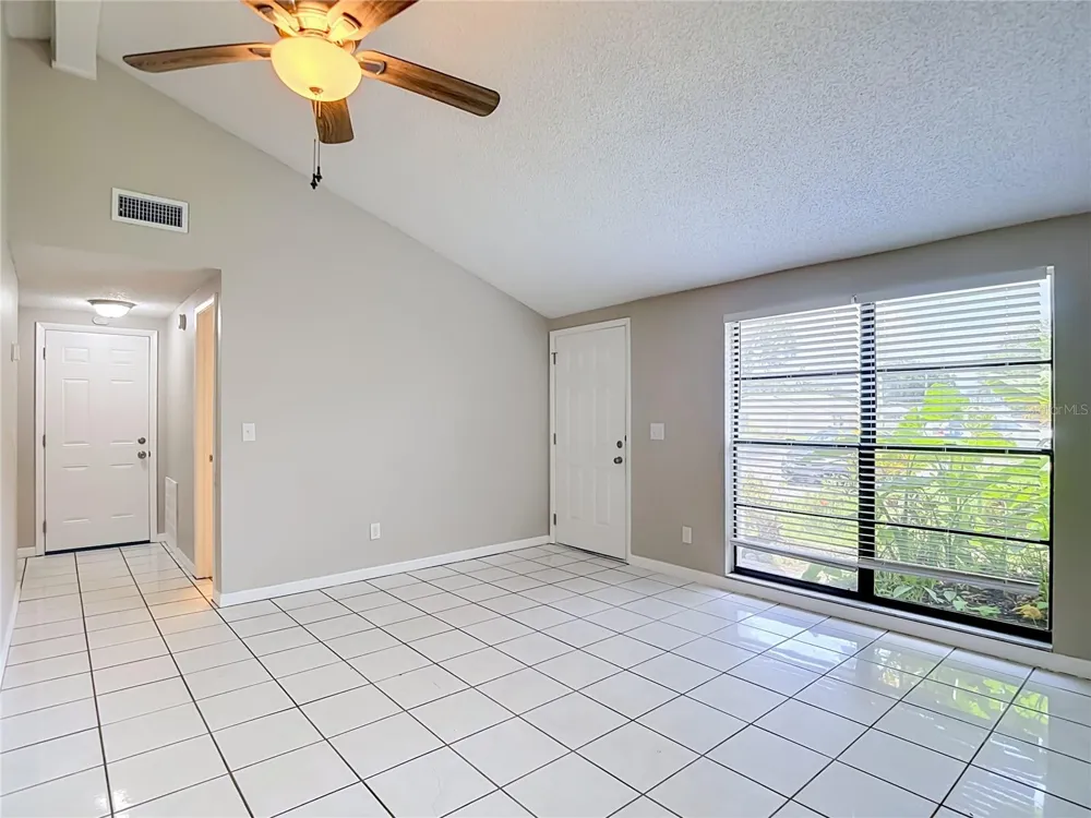 6701 VILLAGE GROVE COURT Tampa, FL 33615