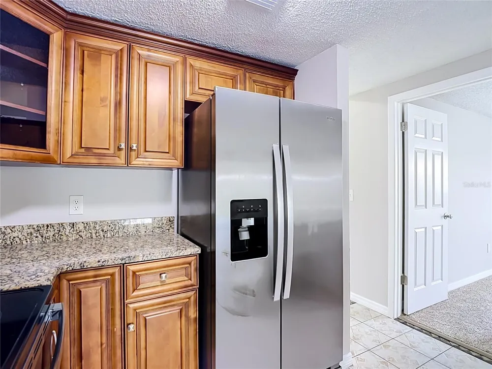 6701 VILLAGE GROVE COURT Tampa, FL 33615