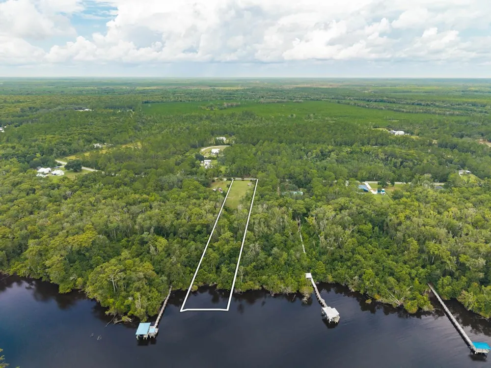 150 PIONEER TRAIL Green Cove Springs, FL 32043