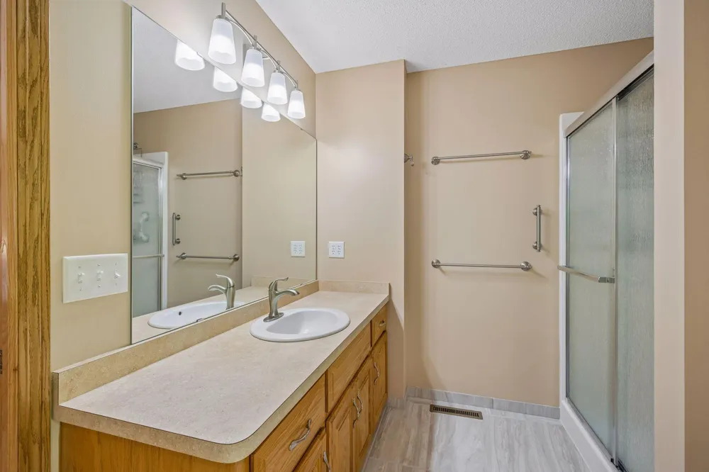 680 Kayla Lane Hanover, MN 55341