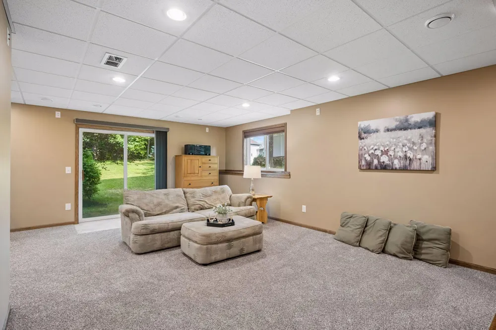 680 Kayla Lane Hanover, MN 55341