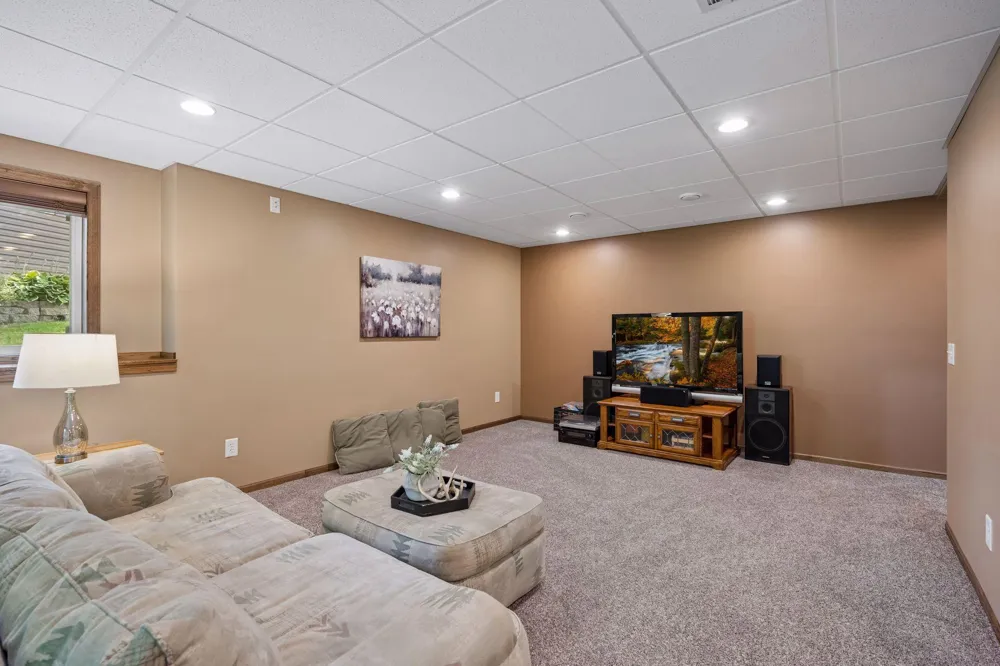 680 Kayla Lane Hanover, MN 55341