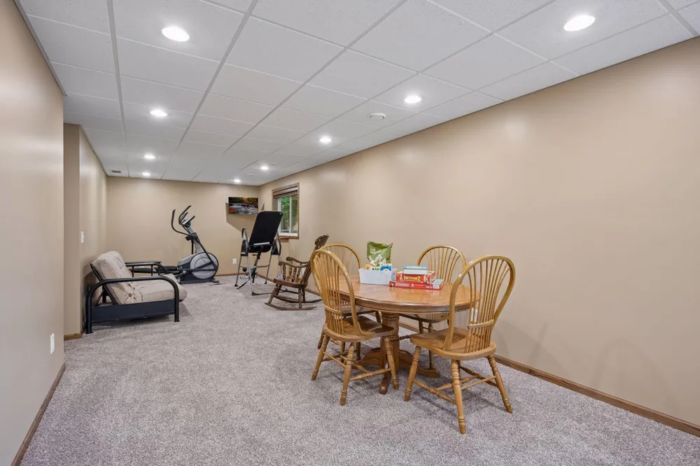 680 Kayla Lane Hanover, MN 55341