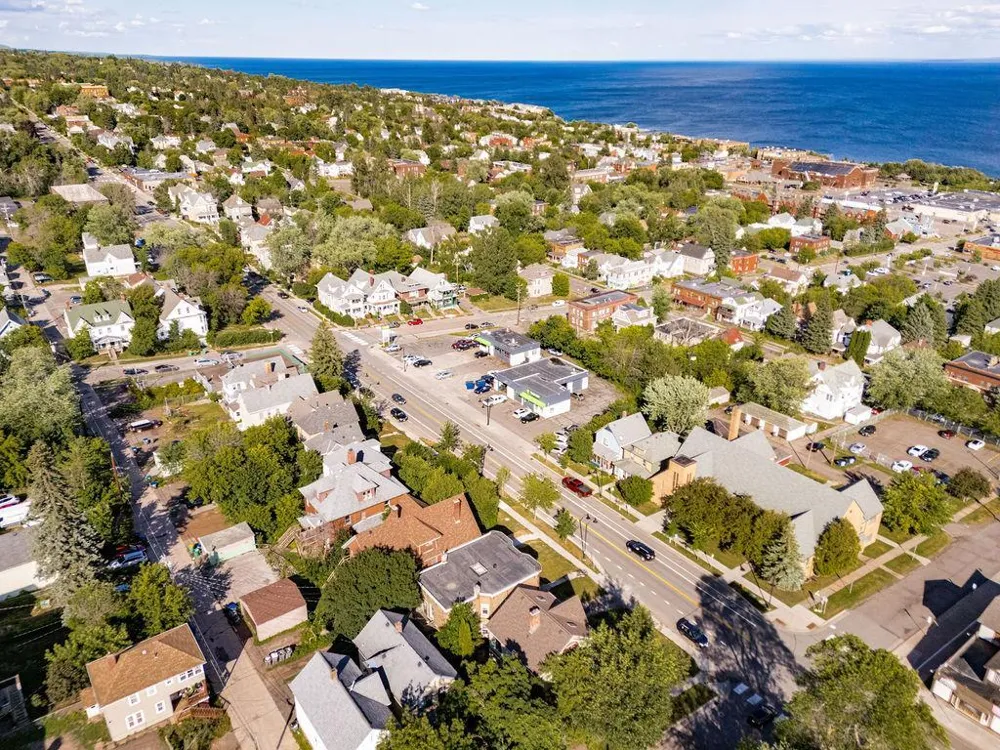 1101 E 4th Street Duluth, MN 55805