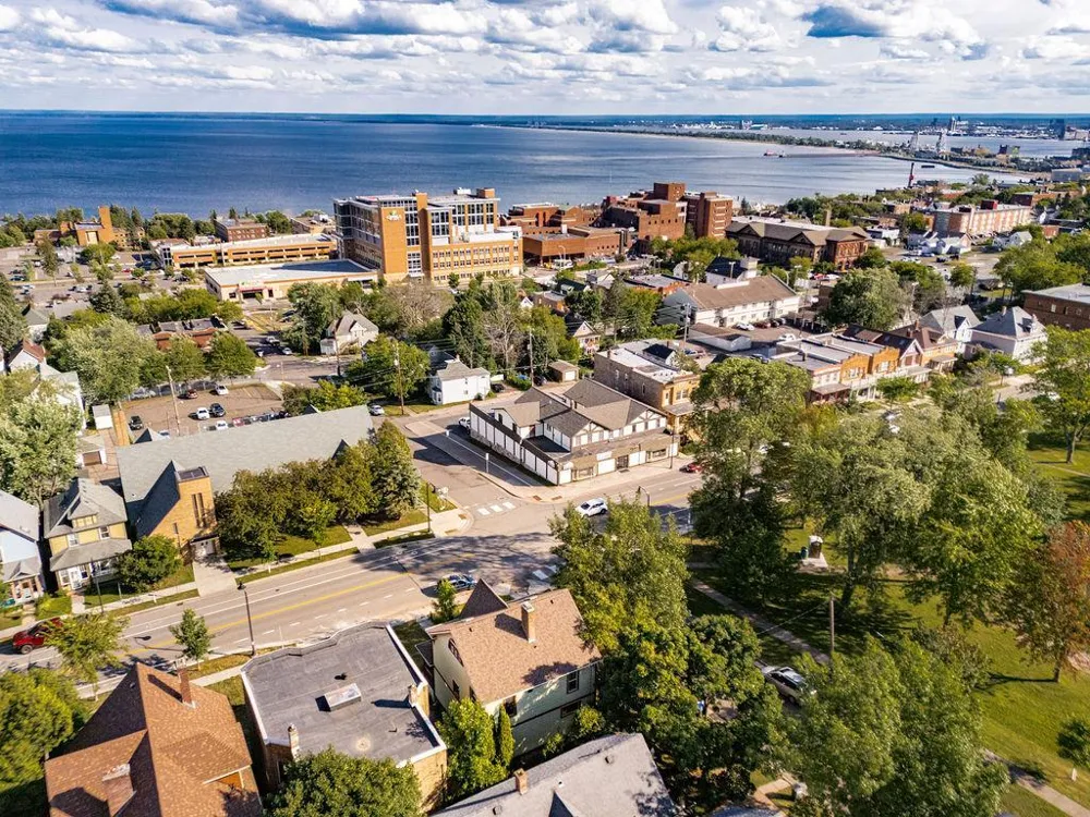 1101 E 4th Street Duluth, MN 55805