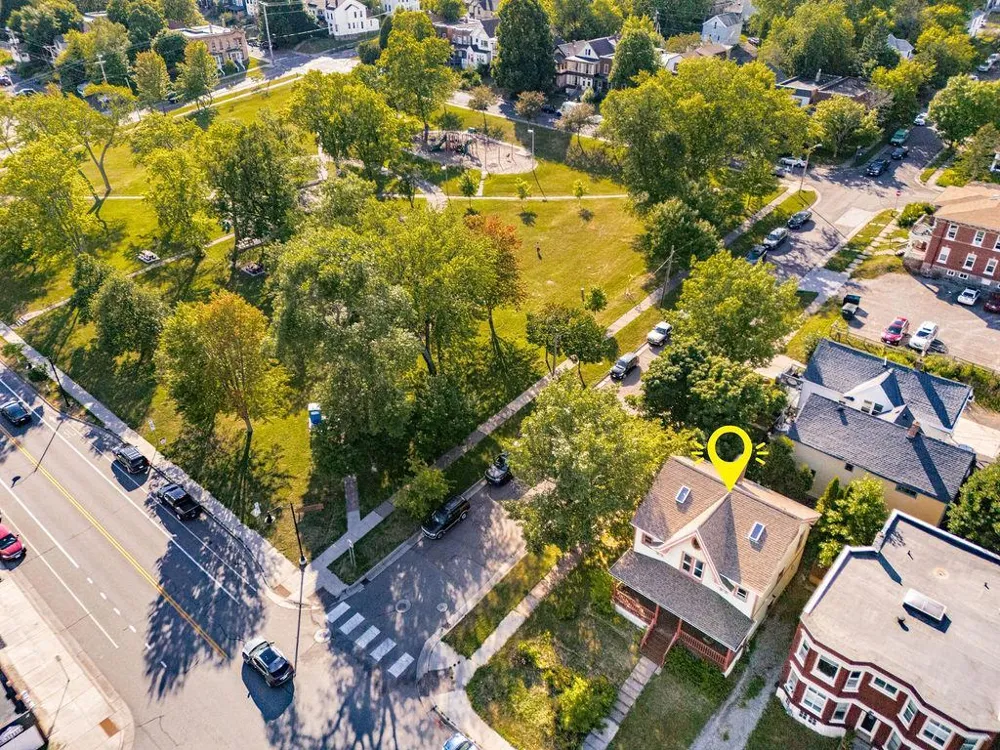 1101 E 4th Street Duluth, MN 55805