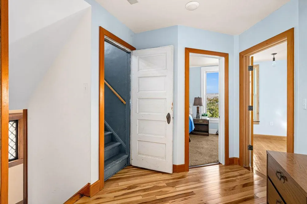 1101 E 4th Street Duluth, MN 55805