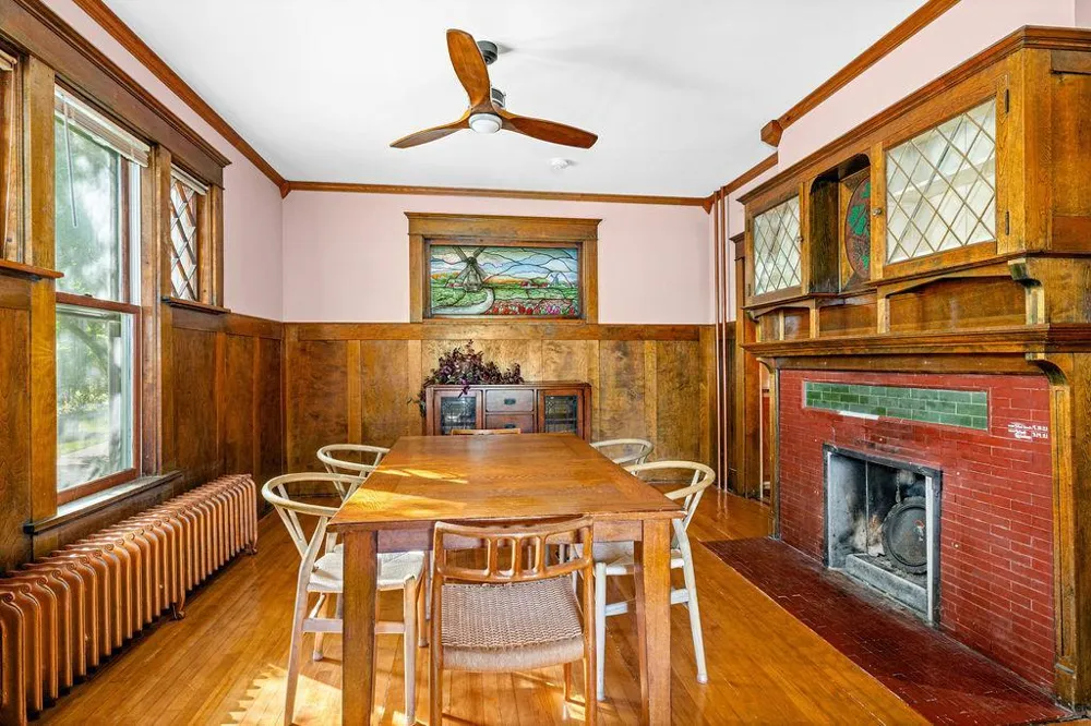 1101 E 4th Street Duluth, MN 55805