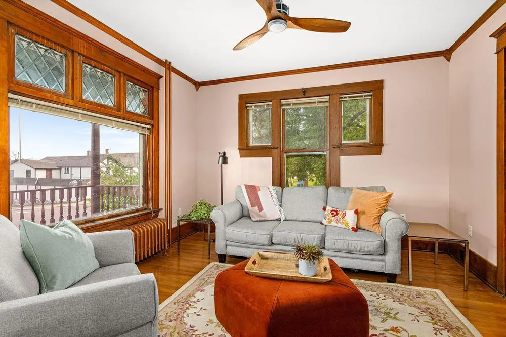 1101 E 4th Street Duluth, MN 55805
