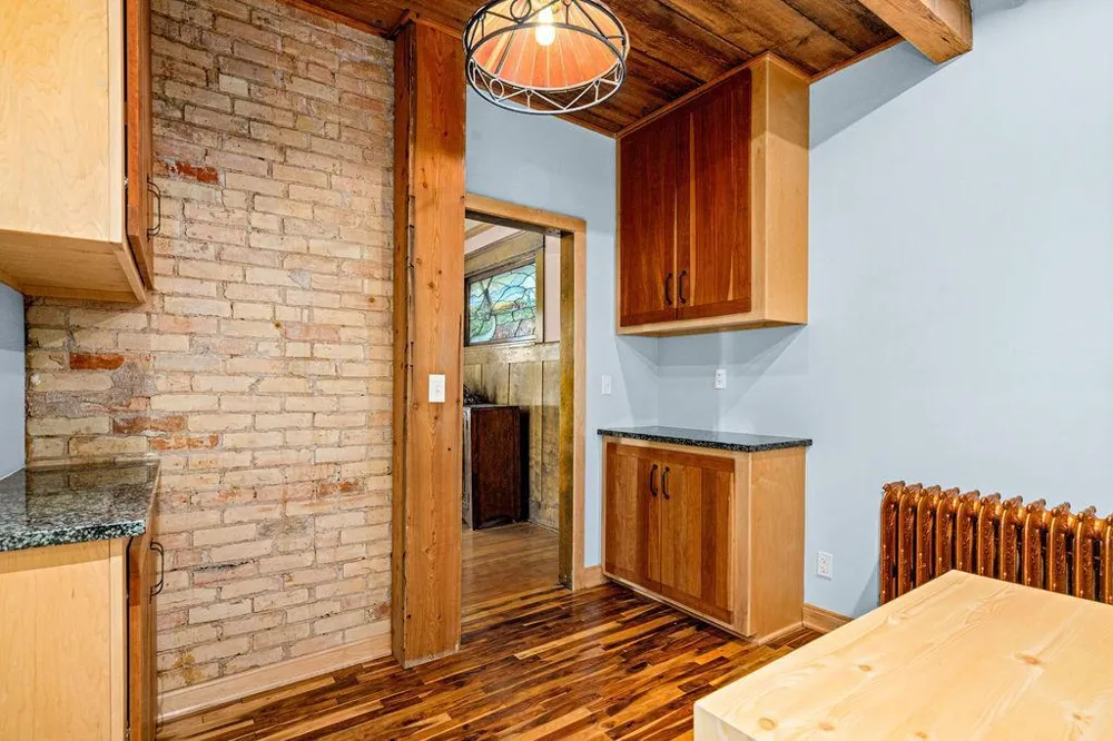 1101 E 4th Street Duluth, MN 55805