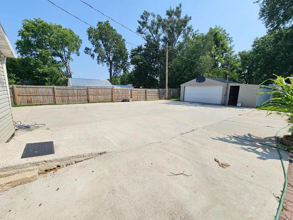 407 S 2nd Street Marshall, MN 56258