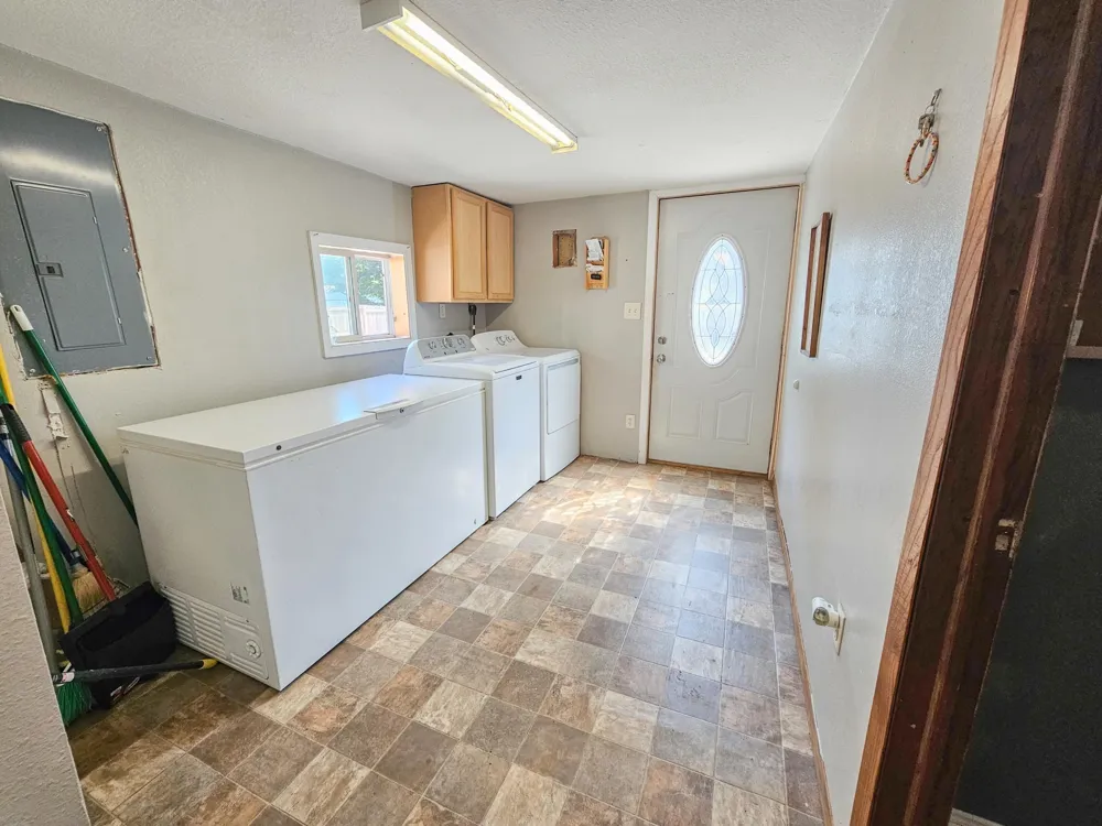 407 S 2nd Street Marshall, MN 56258