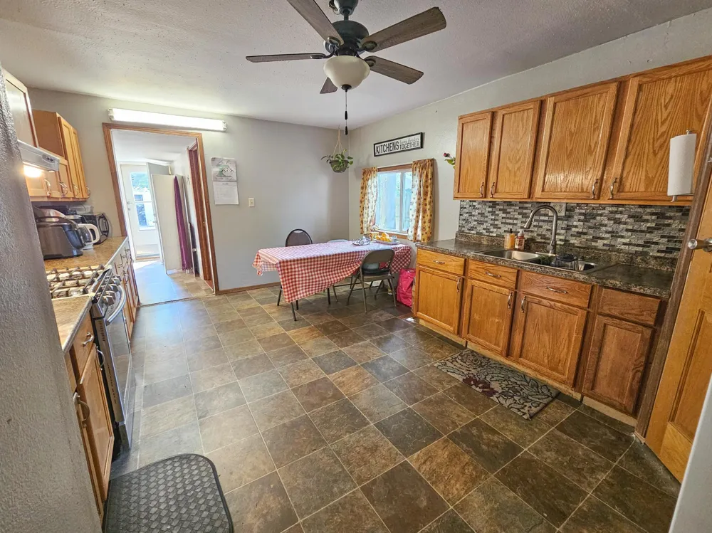 407 S 2nd Street Marshall, MN 56258
