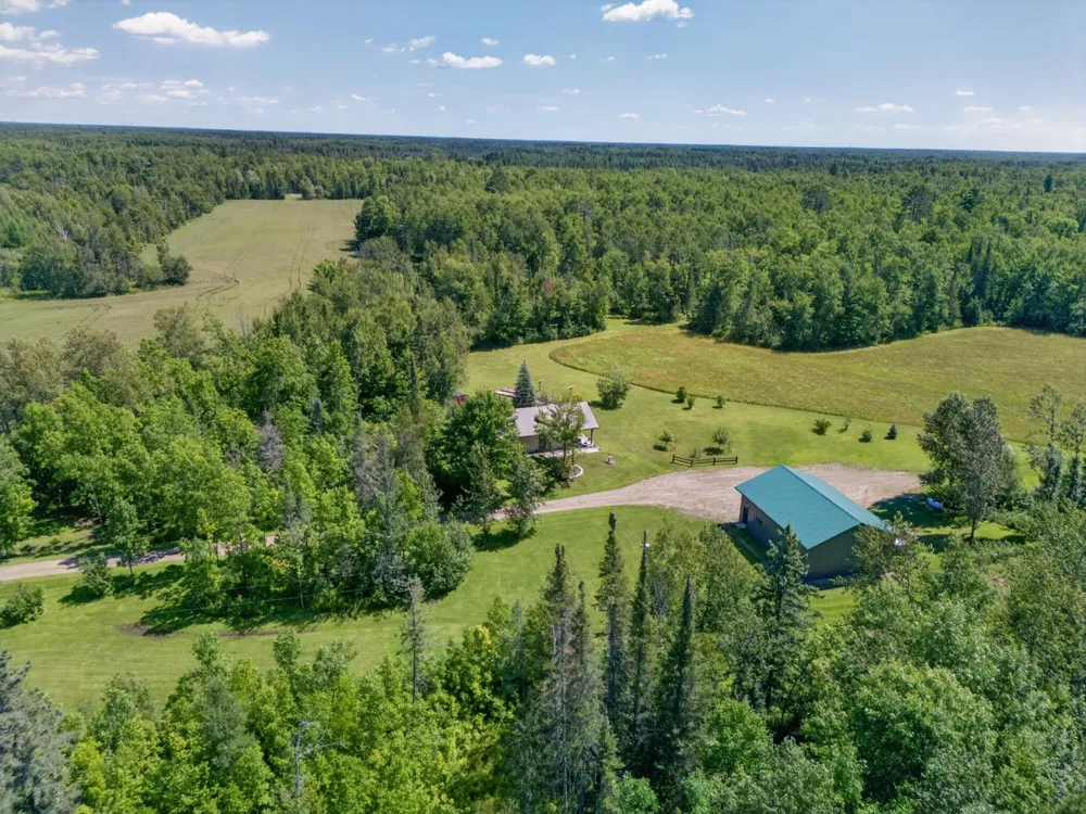 12502 Van Horn Road Floodwood, MN 55736