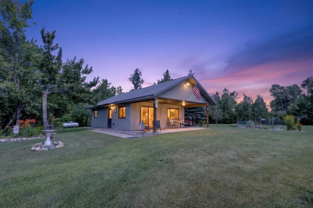 12502 Van Horn Road Floodwood, MN 55736