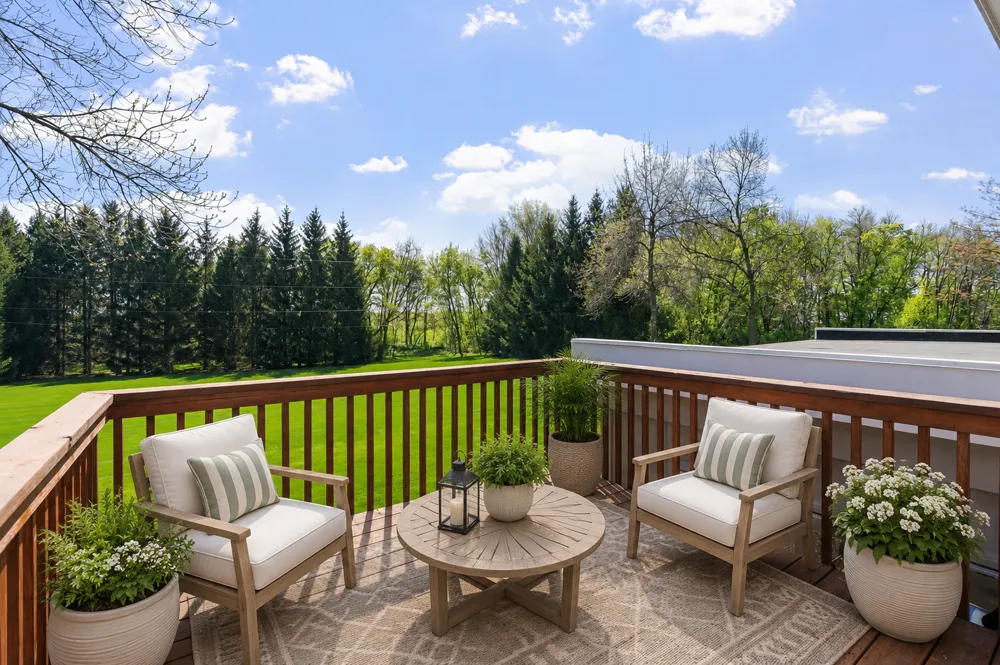 616 Elm Avenue SE Montgomery, MN 56069