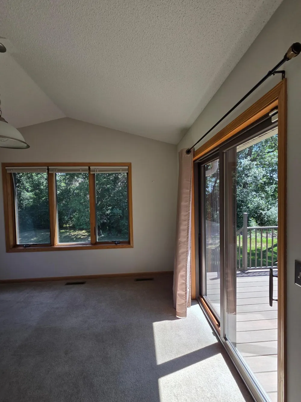 5853 Oxboro Avenue Stillwater, MN 55082