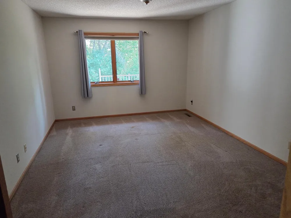 5853 Oxboro Avenue Stillwater, MN 55082