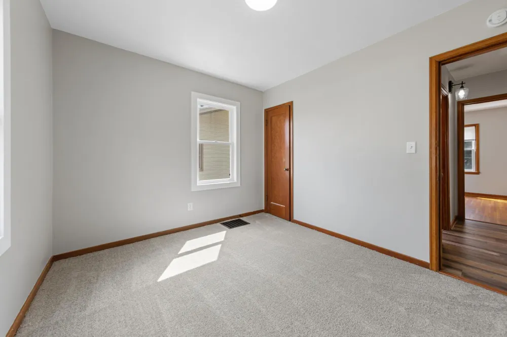 123 W Mckinley Street Owatonna, MN 55060