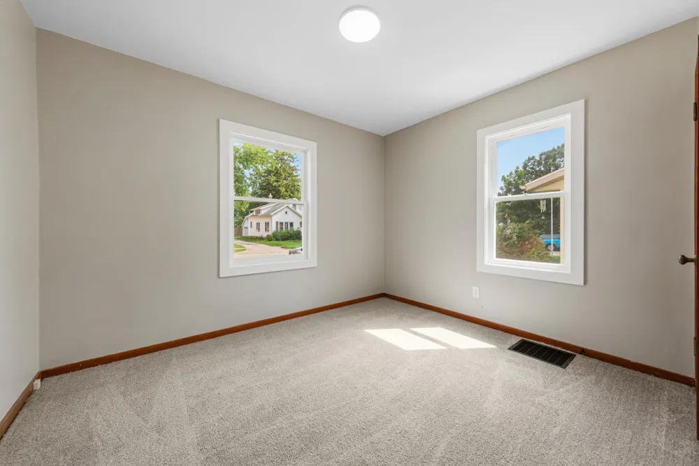 123 W Mckinley Street Owatonna, MN 55060