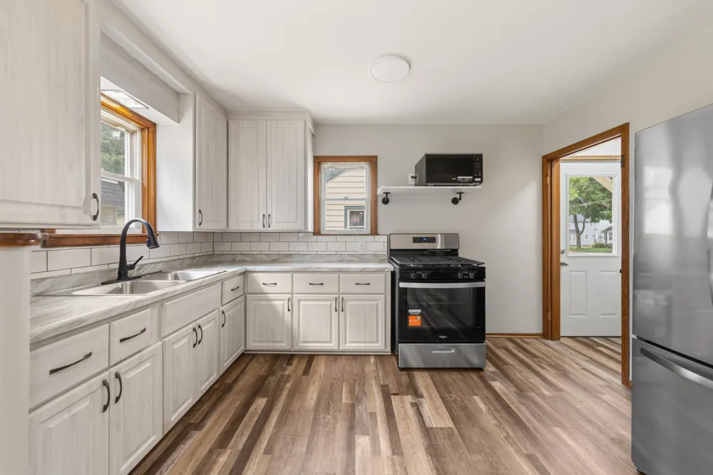 123 W Mckinley Street Owatonna, MN 55060