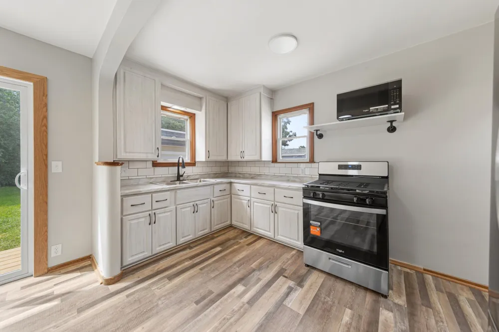 123 W Mckinley Street Owatonna, MN 55060