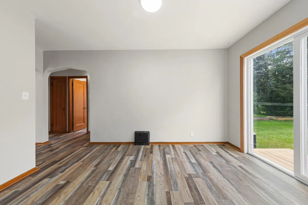 123 W Mckinley Street Owatonna, MN 55060