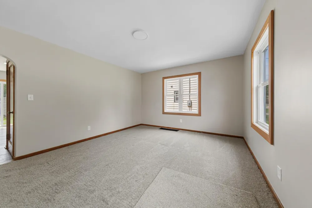 123 W Mckinley Street Owatonna, MN 55060