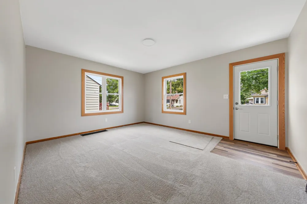 123 W Mckinley Street Owatonna, MN 55060