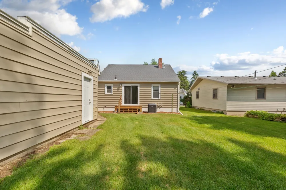 123 W Mckinley Street Owatonna, MN 55060