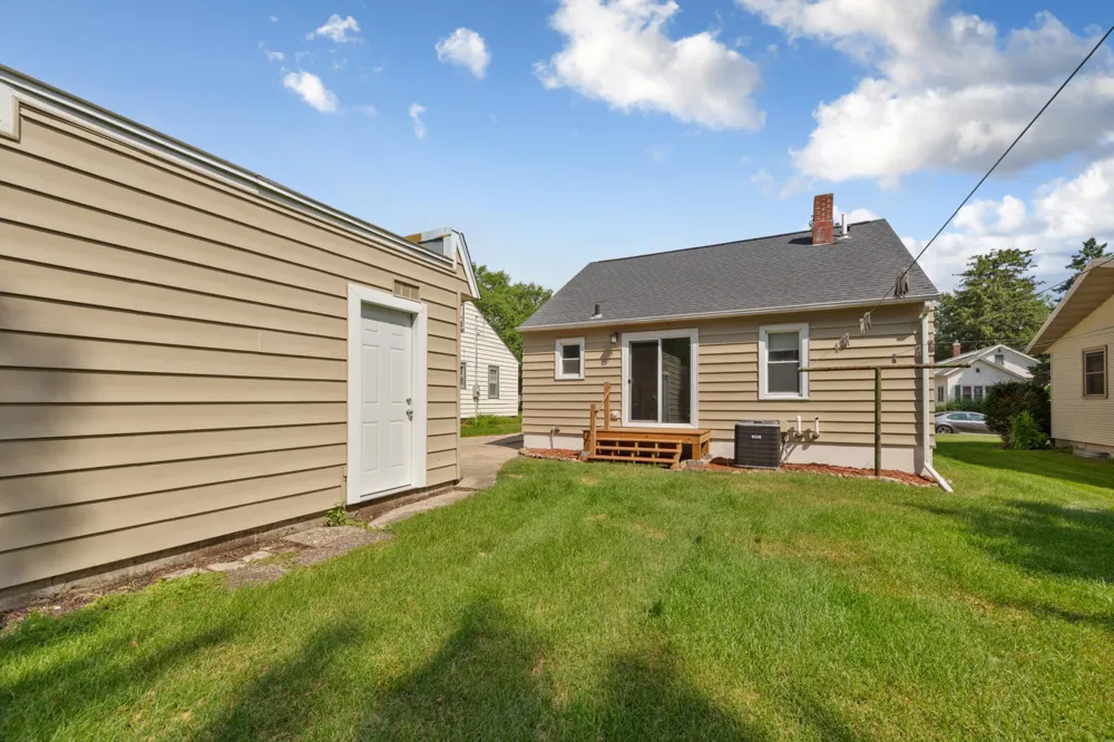 123 W Mckinley Street Owatonna, MN 55060