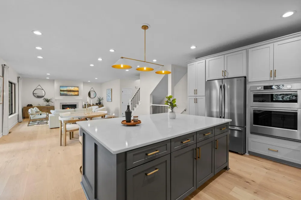 6524 Aster Circle Excelsior, MN 55331