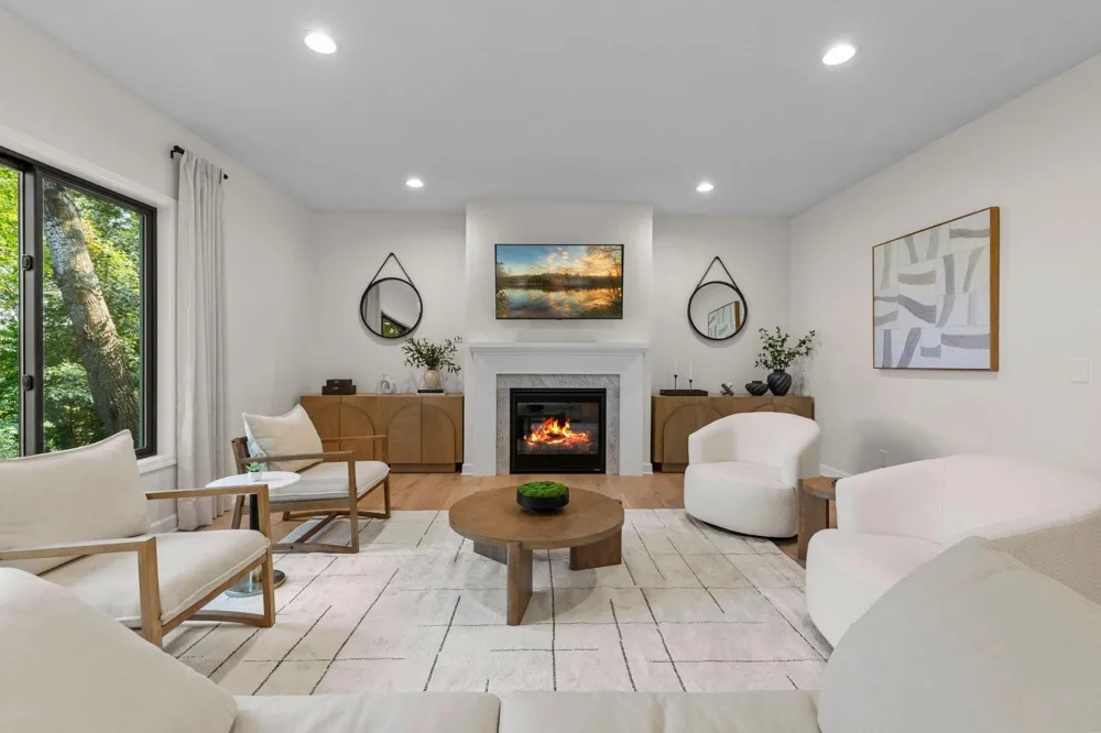 6524 Aster Circle Excelsior, MN 55331