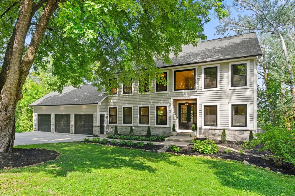 6524 Aster Circle Excelsior, MN 55331
