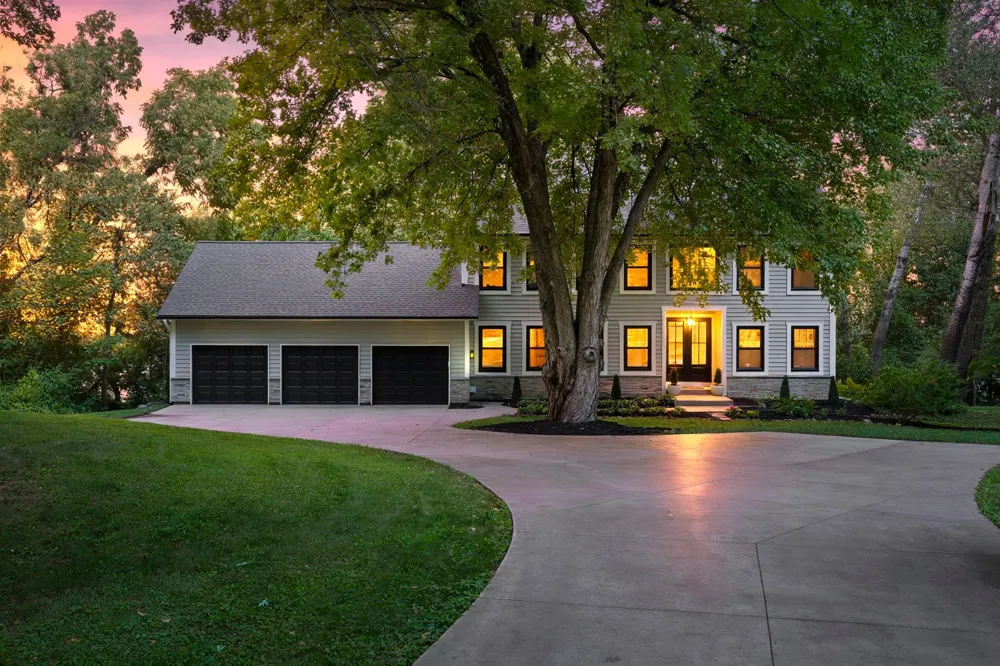 6524 Aster Circle Excelsior, MN 55331