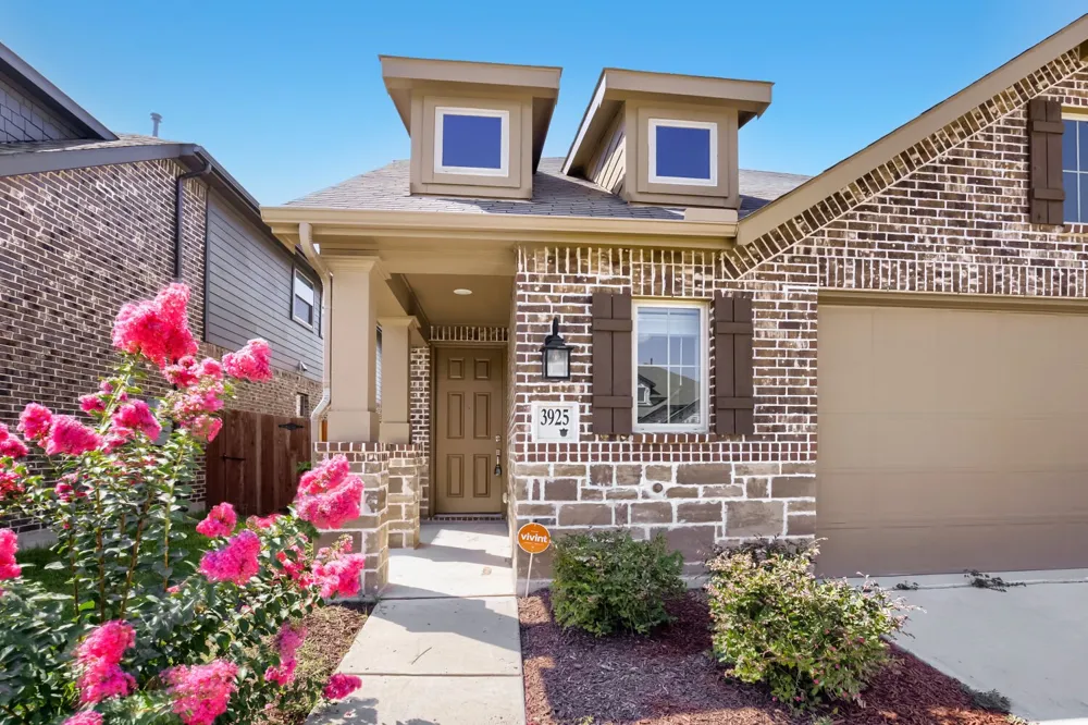 3925 Chesapeake Lane Heartland, TX 75126
