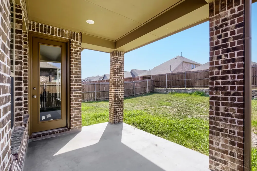 3925 Chesapeake Lane Heartland, TX 75126