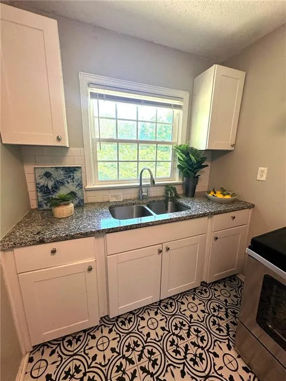 1900 Meadow Lane #1900 Decatur, GA 30032