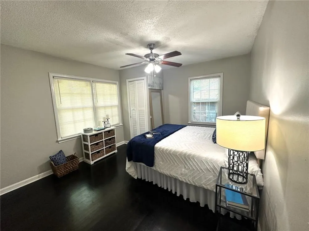 1900 Meadow Lane #1900 Decatur, GA 30032
