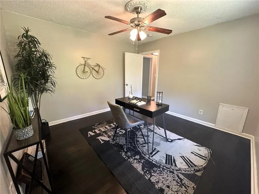 1900 Meadow Lane #1900 Decatur, GA 30032