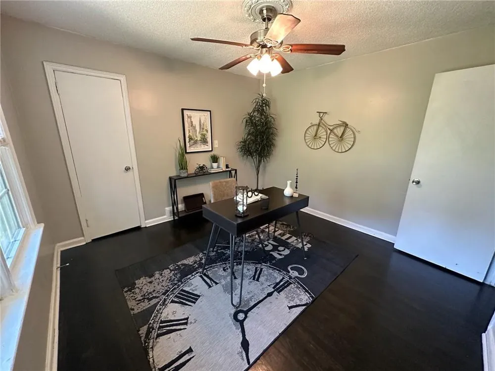 1900 Meadow Lane #1900 Decatur, GA 30032