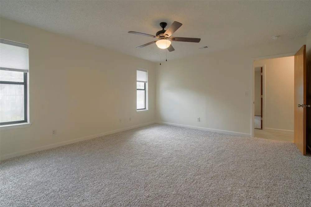 284 W San Antonio Street Van Alstyne, TX 75495