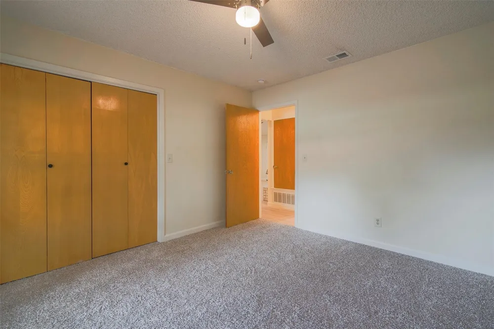 284 W San Antonio Street Van Alstyne, TX 75495