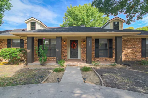 284 W San Antonio Street