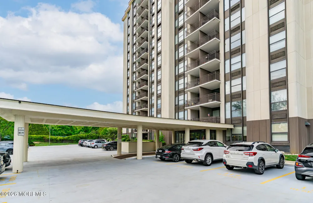 1 Scenic Drive #303 Highlands, NJ 07732