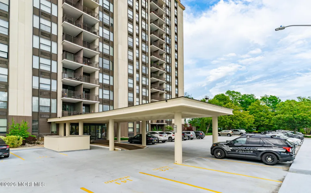 1 Scenic Drive #303 Highlands, NJ 07732
