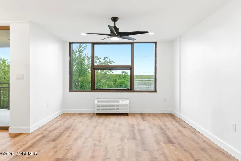 1 Scenic Drive #303 Highlands, NJ 07732