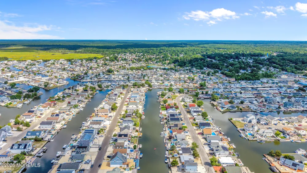 40 W Anchor Drive Little Egg Harbor, NJ 08087